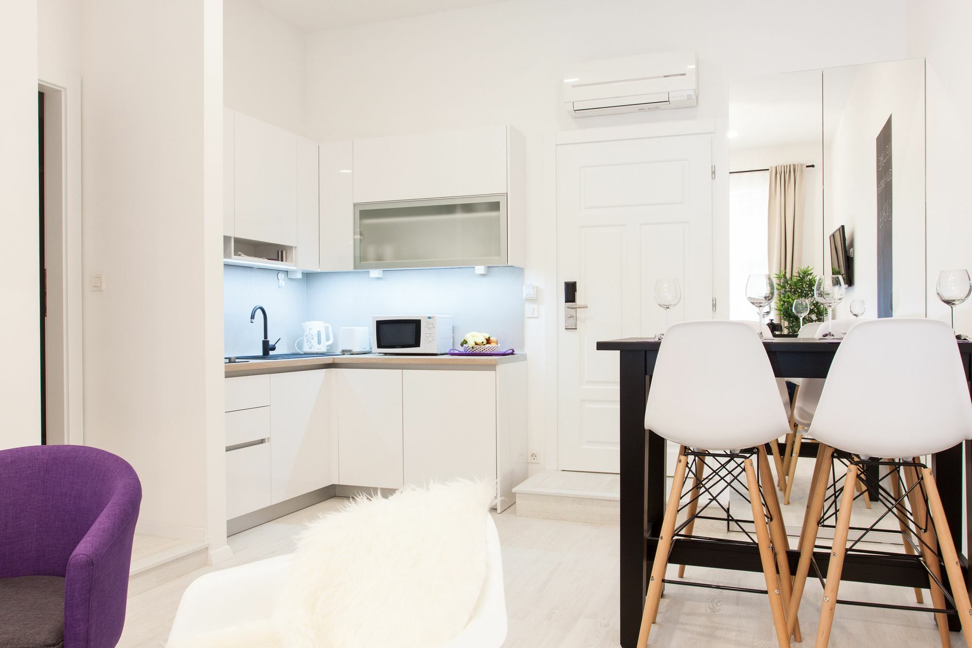 Tesla Boutique Apartments & Rooms Загреб Экстерьер фото
